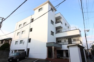 シャルレ岡町の物件外観写真